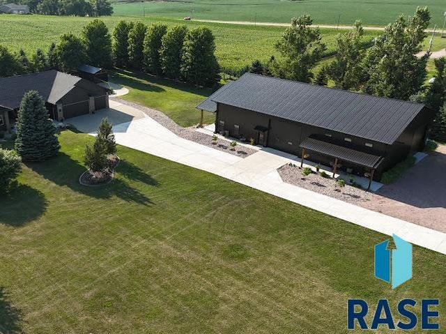 25015 475th Ave Avenue, Dell Rapids, SD 57022