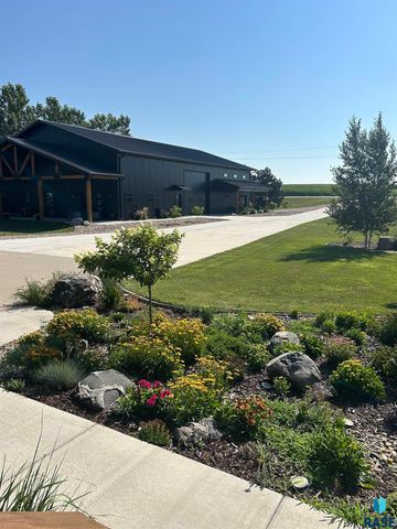 25015 475th Ave Avenue, Dell Rapids, SD 57022