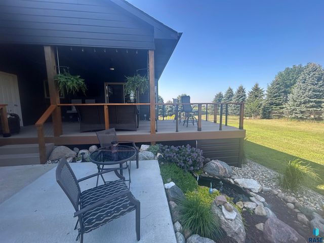 25015 475th Ave Avenue, Dell Rapids, SD 57022