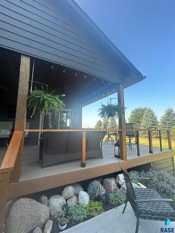 25015 475th Ave Avenue, Dell Rapids, SD 57022