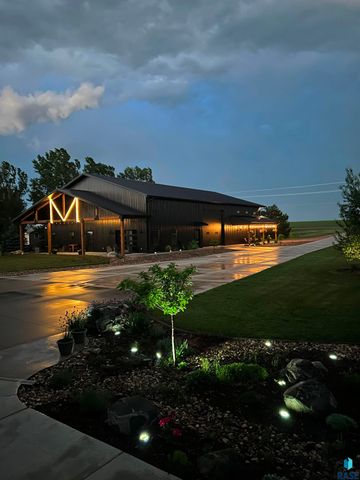 25015 475th Ave Avenue, Dell Rapids, SD 57022