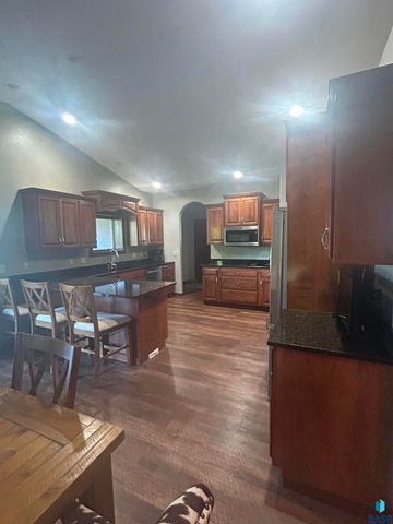 25015 475th Ave Avenue, Dell Rapids, SD 57022