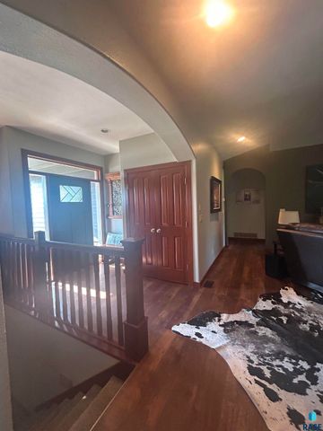 25015 475th Ave Avenue, Dell Rapids, SD 57022