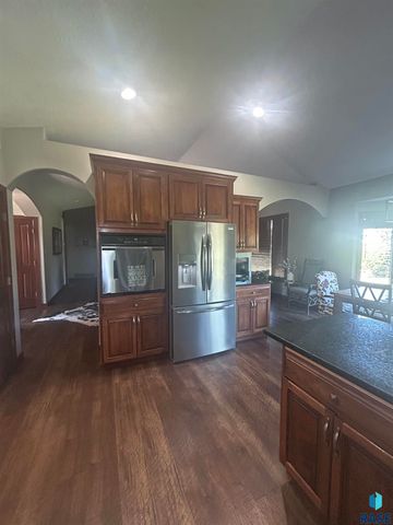 25015 475th Ave Avenue, Dell Rapids, SD 57022