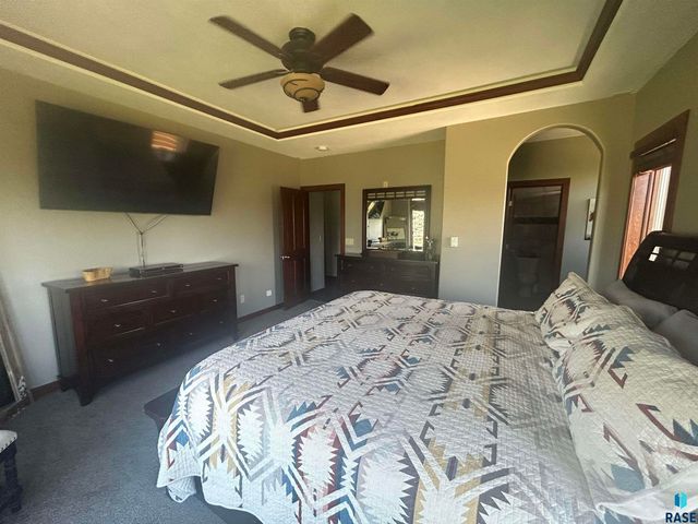 25015 475th Ave Avenue, Dell Rapids, SD 57022