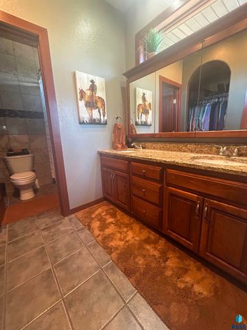 25015 475th Ave Avenue, Dell Rapids, SD 57022