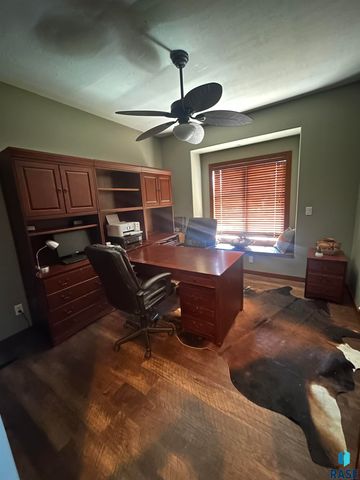 25015 475th Ave Avenue, Dell Rapids, SD 57022