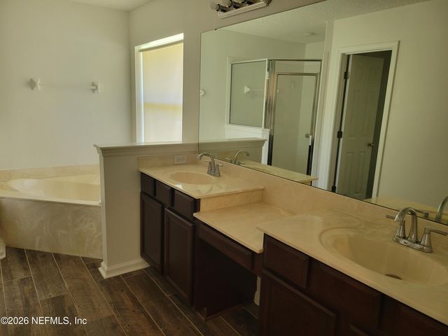 13796 FISH EAGLE Drive W, Jacksonville, FL 32226