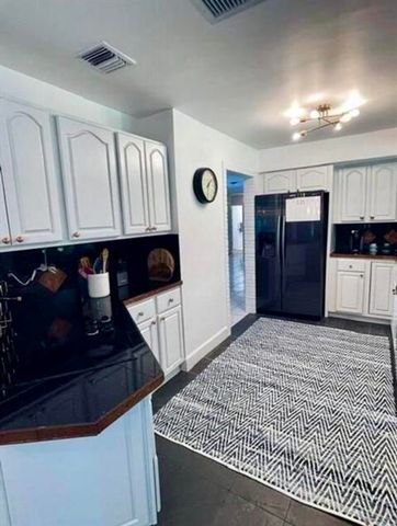 301 SW 8th Terrace, Boca Raton, FL 33486