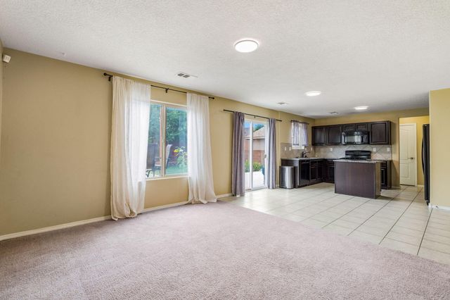 1014 El Prado Street NW, Rio Rancho, NM 87144