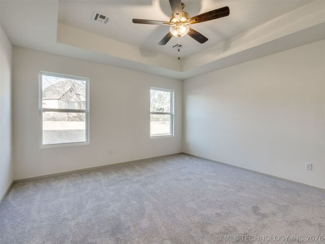 3205 E 147th Place S, Bixby, OK 74008