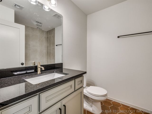 3205 E 147th Place S, Bixby, OK 74008