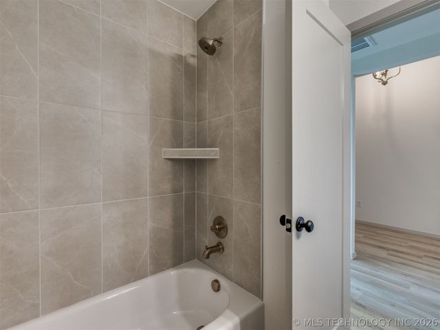 3205 E 147th Place S, Bixby, OK 74008