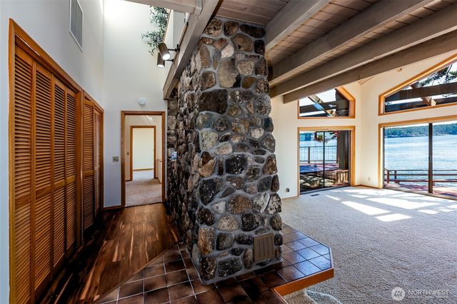 190 Island Drive, Friday Harbor, WA 98250