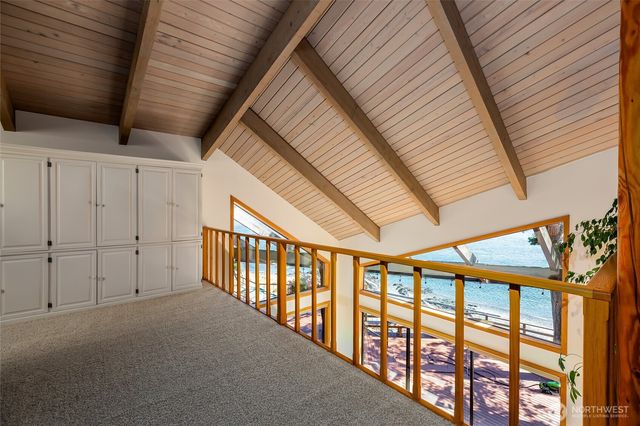190 Island Drive, Friday Harbor, WA 98250