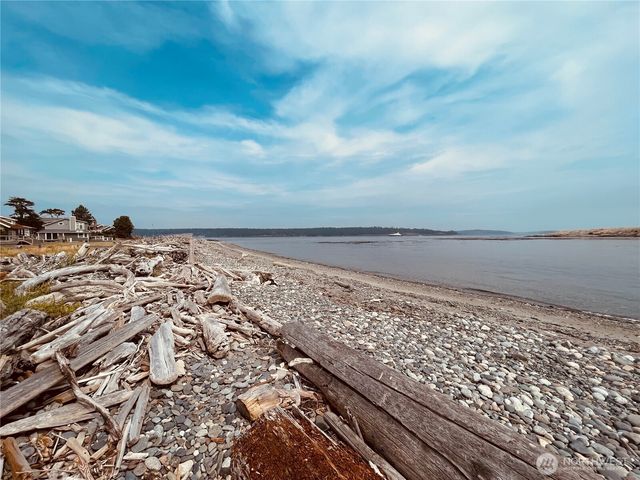 190 Island Drive, Friday Harbor, WA 98250