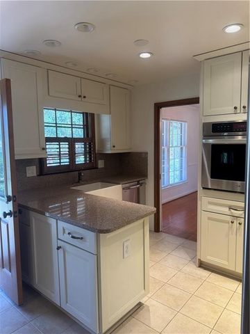 1959 Queens Way, Atlanta, GA 30341