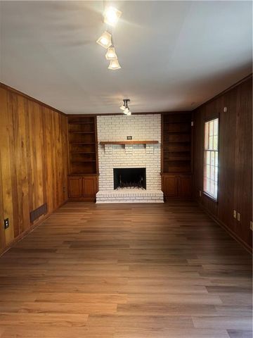 1959 Queens Way, Atlanta, GA 30341