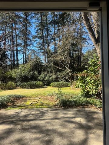 1959 Queens Way, Atlanta, GA 30341