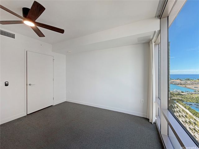 1001 Queen Street 2005, Honolulu, HI 96814