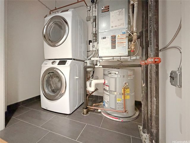 1001 Queen Street 2005, Honolulu, HI 96814