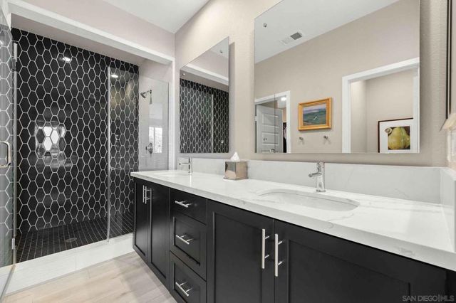 6164 Colt Pl #101, Carlsbad, CA 92009