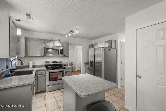 902 Huff Drive, Jacksonville, NC 28546