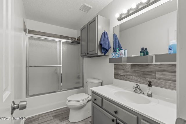 902 Huff Drive, Jacksonville, NC 28546