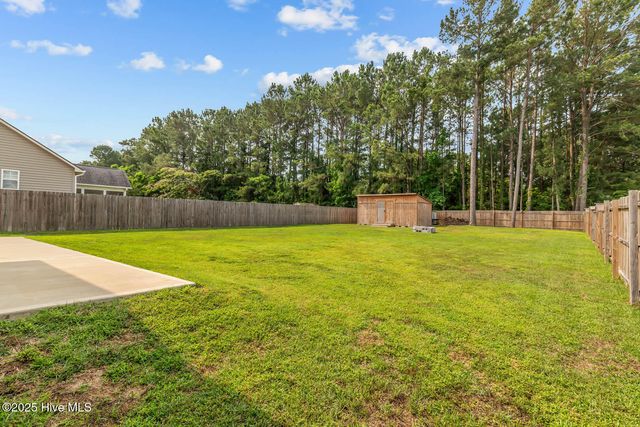 902 Huff Drive, Jacksonville, NC 28546