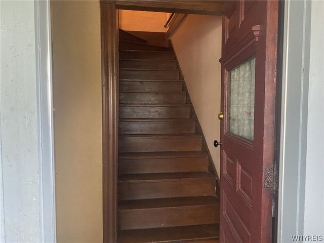75 Crane Street, Lancaster, NY 14043