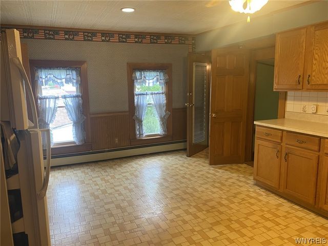 75 Crane Street, Lancaster, NY 14043