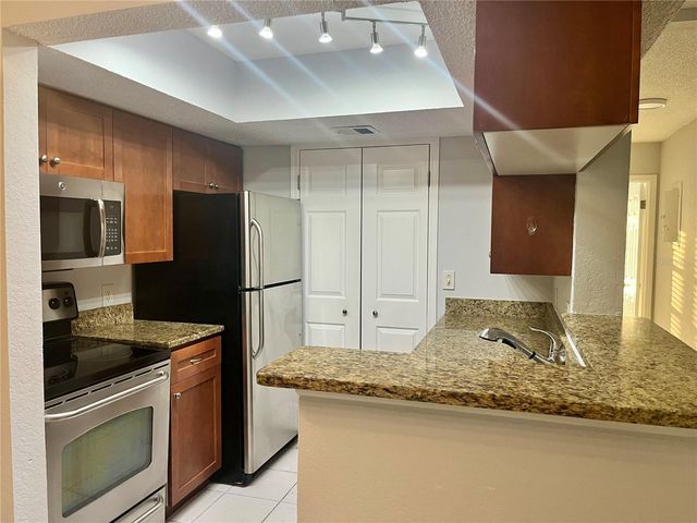 10200 GANDY BOULEVARD N 1229, St Petersburg, FL 33702