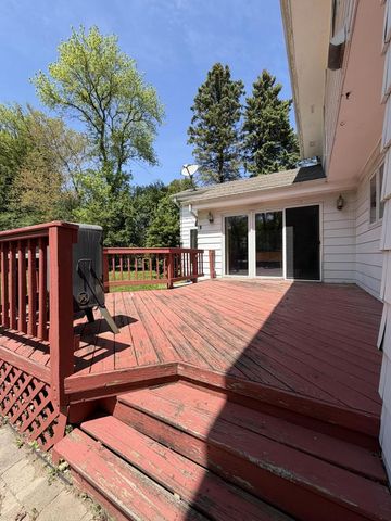 42 Robin Hill DRIVE, Mount Pleasant, WI 53406