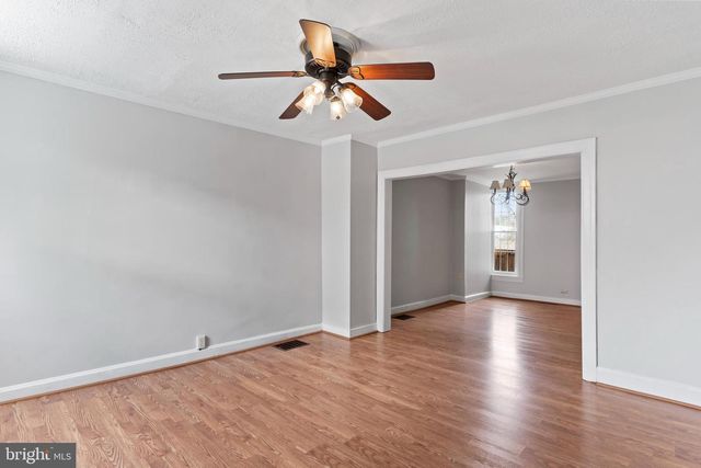 19 N EAST ST, Carlisle, PA 17013