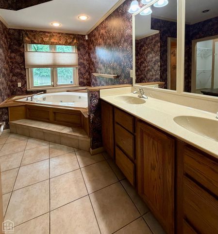 2602 Harrison Cove, Jonesboro, AR 72404