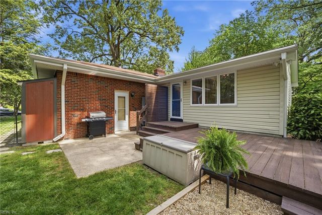 1637 Cougar AVE, Norfolk, VA 23518