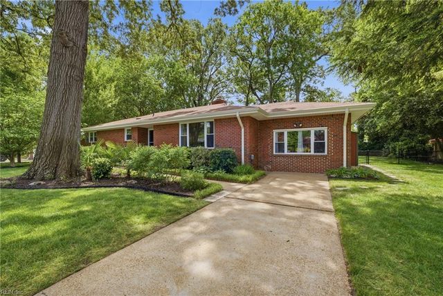 1637 Cougar AVE, Norfolk, VA 23518