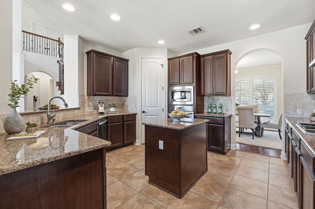 3815 Avery Woods LN, Cedar Park, TX 78613