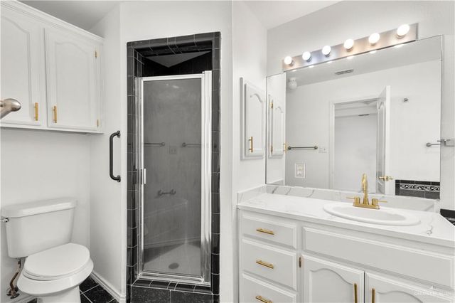 1010 N 47th Lane, Mcallen, TX 78501