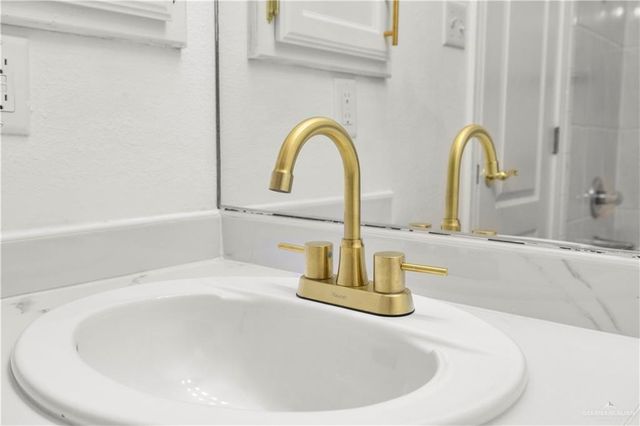 1010 N 47th Lane, Mcallen, TX 78501