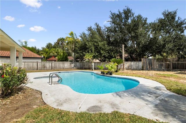 1010 N 47th Lane, Mcallen, TX 78501