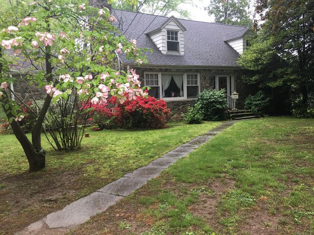 20 Ermine Street, Fairfield, CT 06824