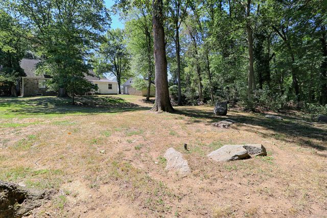 20 Ermine Street, Fairfield, CT 06824