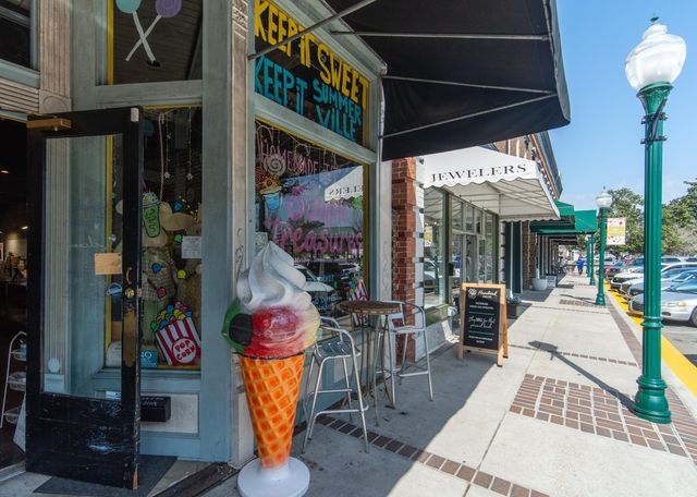 104 Race Club Road, Summerville, SC 29483