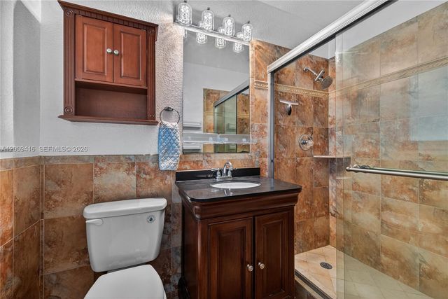 211 S 57th Way, Hollywood, FL 33023