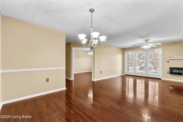 1300 Autumn Sun Ct 103, Louisville, KY 40243