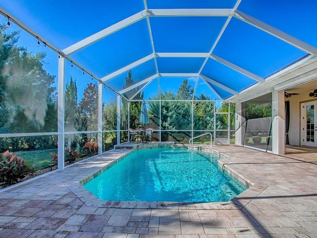 5517 MEADOW HILL LOOP, Lady Lake, FL 32159