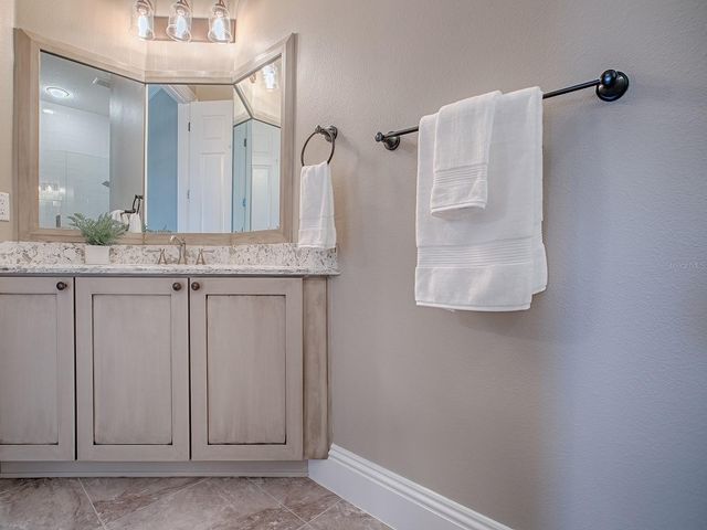 5517 MEADOW HILL LOOP, Lady Lake, FL 32159