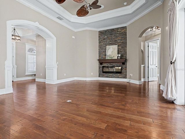 5517 MEADOW HILL LOOP, Lady Lake, FL 32159