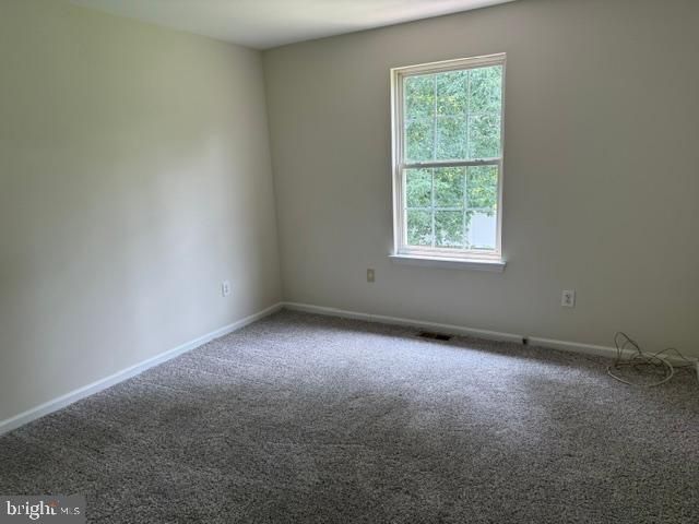 2 JUNIPER LN, Blackwood, NJ 08012